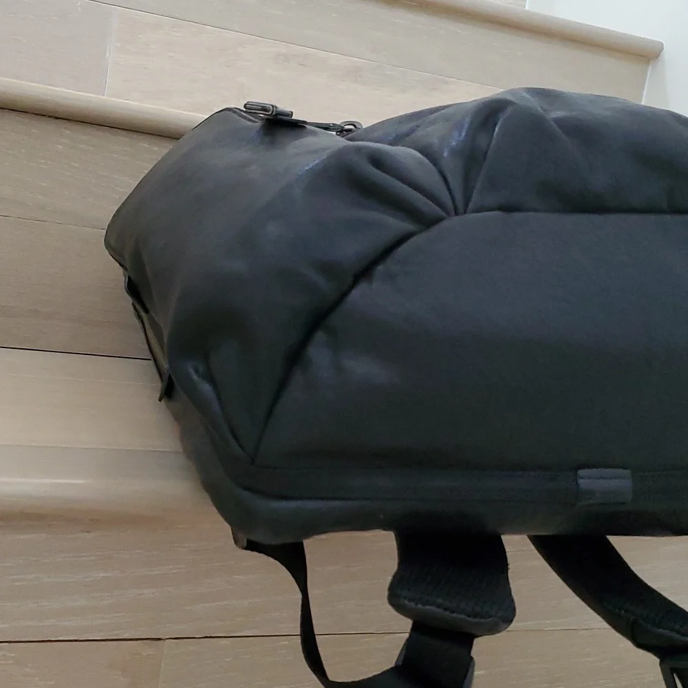 Rare Collectable: Tumi Alpha Bravo Knox Genuine Leather Backpack in Black Pole